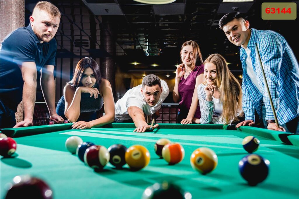 TRANH DÁN TƯỜNG QUÁN BI-A mã 36